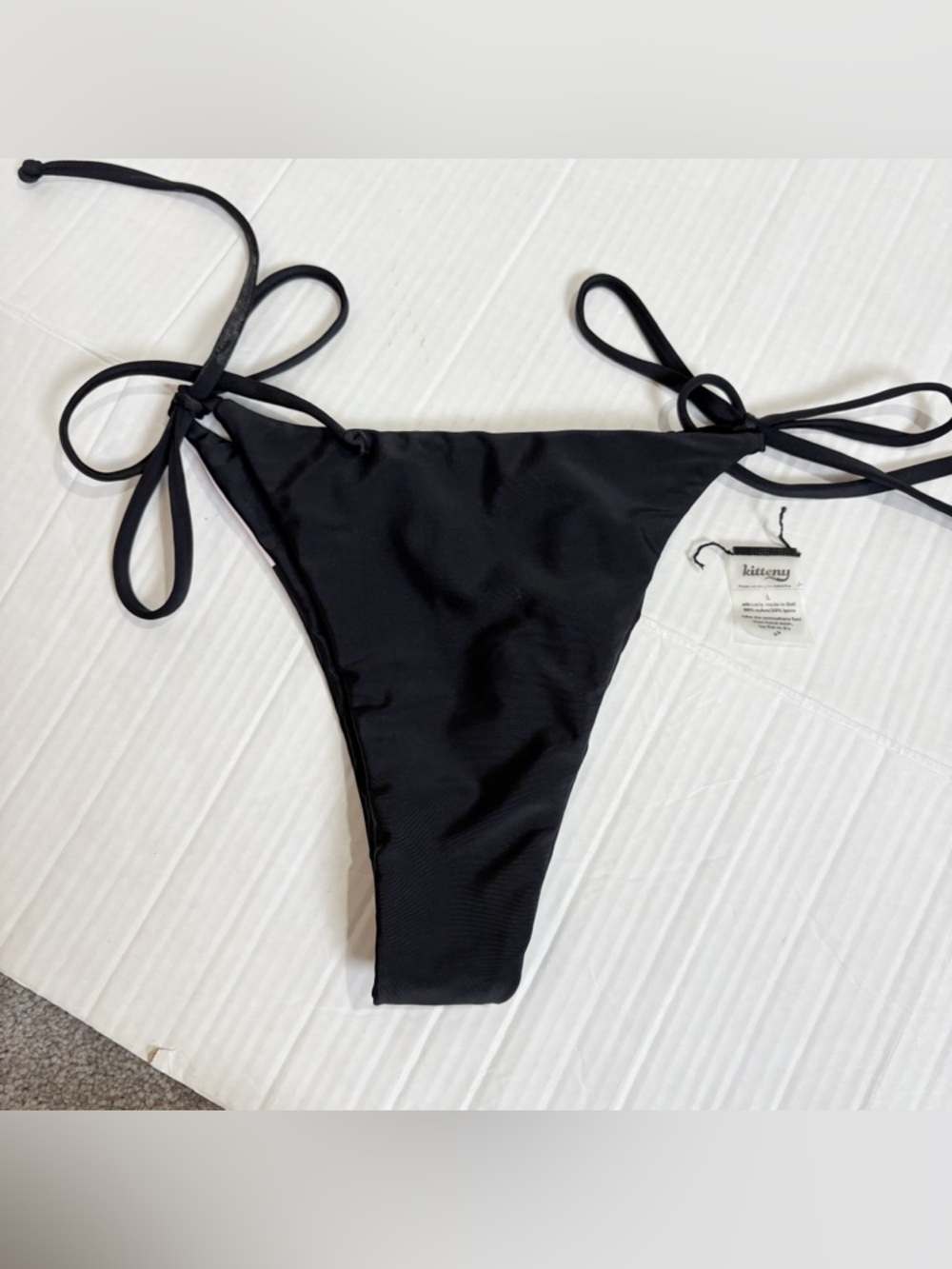Kitteny Minou Kitty Cat Bikini Bottoms Size Large String Bikini Cheeky Black - Picture 4 of 14
